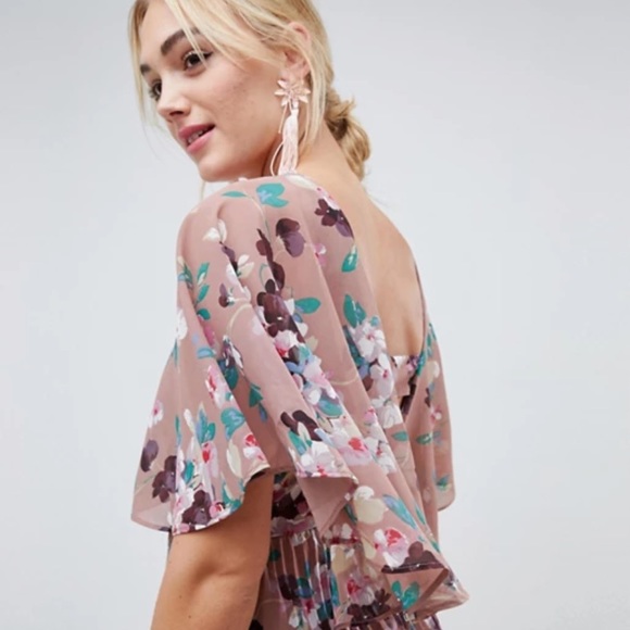 NWT ASOS Flutter Sleeve Floral Dress - Picture 1 of 7